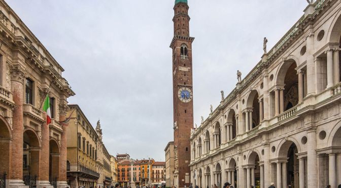 foto Piazza dei Signori